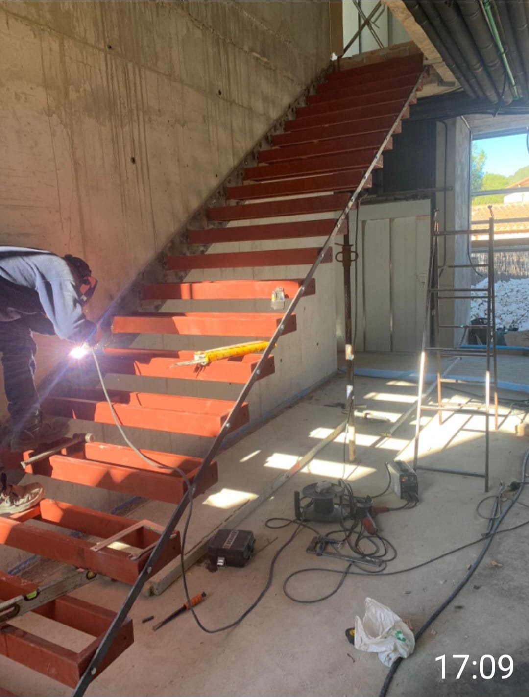 Servicios de Soldadura, Cerrajería y Estructuras Metálicas